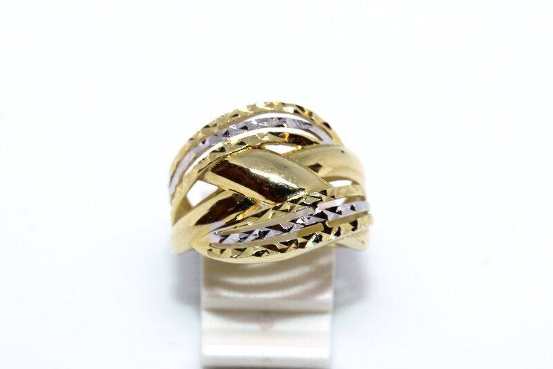 arany arany gyűrű)